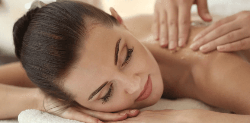 Relaxační aroma masáž zad a šíje