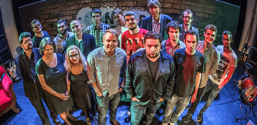 Vstup na představení členů Comedy club