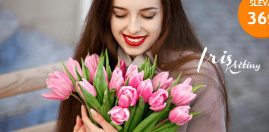 Kytice nádherných tulipánů