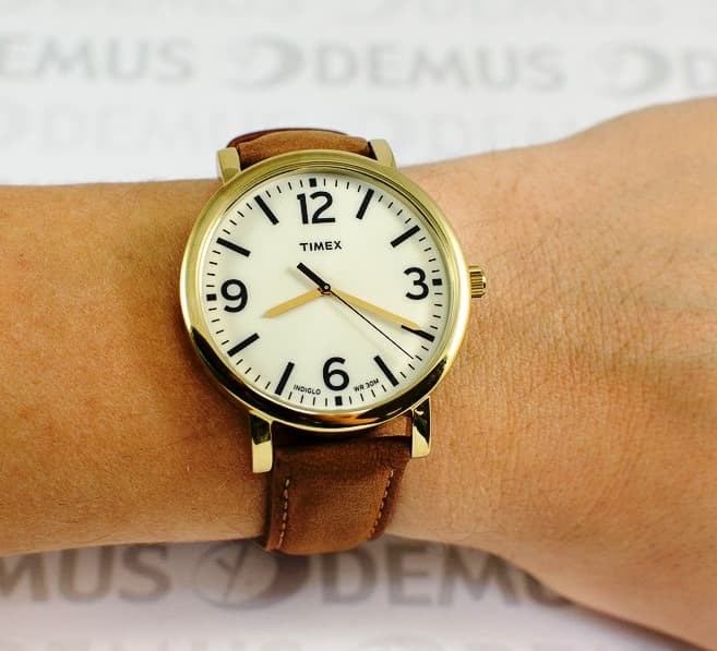 Hodinky Timex, podsvícené