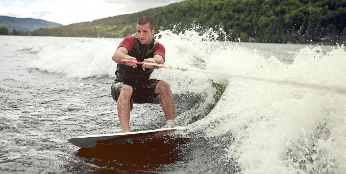 1 hod. wakeboardingu pro dva dospělé
