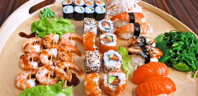 39 kousků sushi