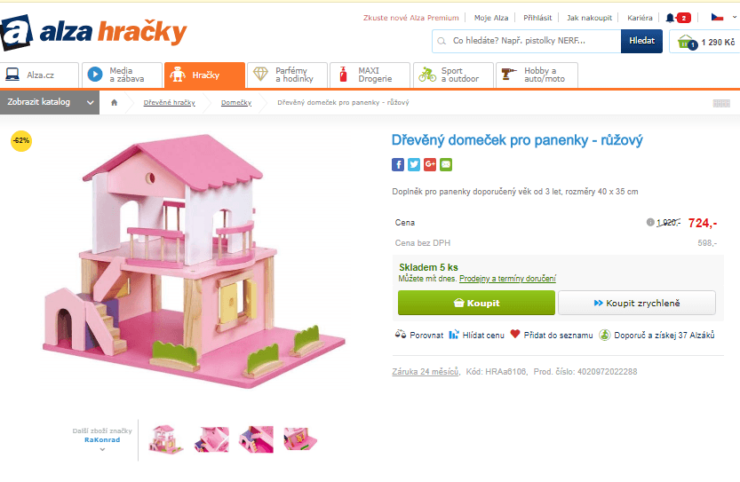 Dřevěný domeček pro panenky - růžový