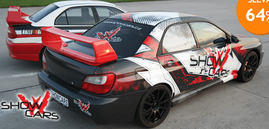 Závodní den na okruhu polygonu Showcars