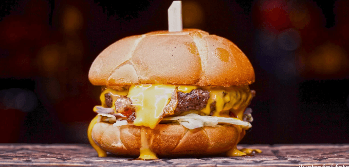 Burger Hovězák s 50 g vyzrálého masa a čedarem