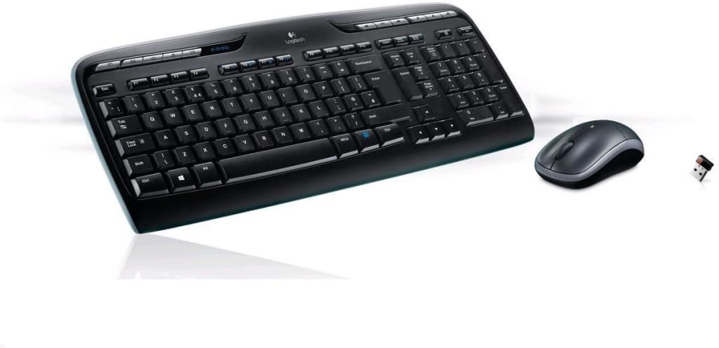 Bezdrátová sada klávesnice, myš - Logitech