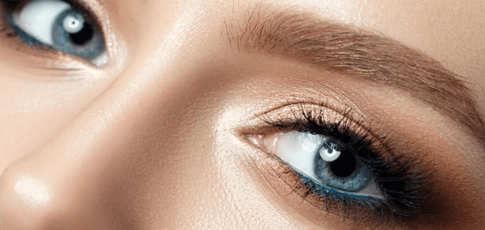Permanentní make-up dolních nebo horních linek