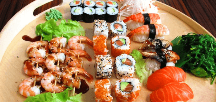 39 kousků sushi