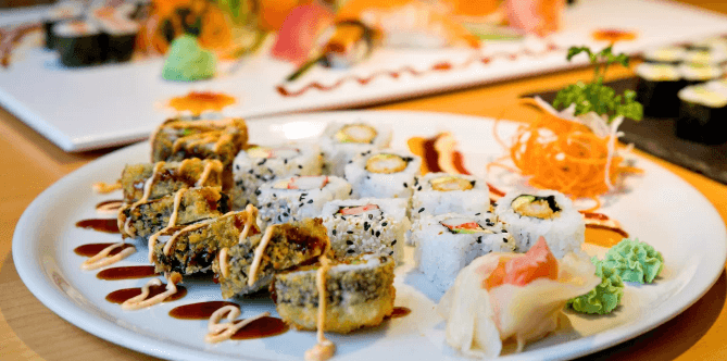 13 kousků sushi v restauraci Umami