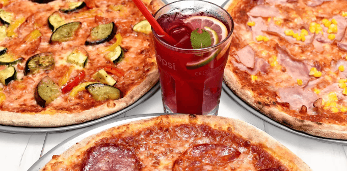 Ledový čaj a pizza na výběr