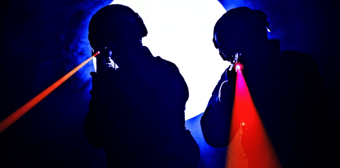 15 minut akční laser game