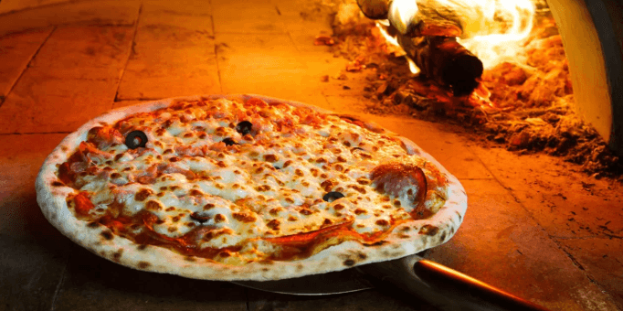 2× pizza z kategorie Classic (⌀ 40 cm)