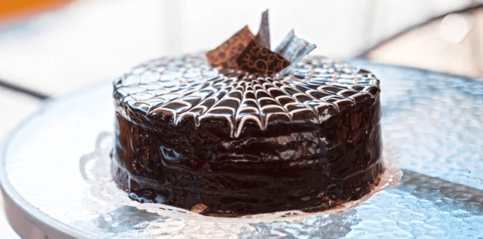 Dorty - tiramisu, italská vanilka nebo pistácie