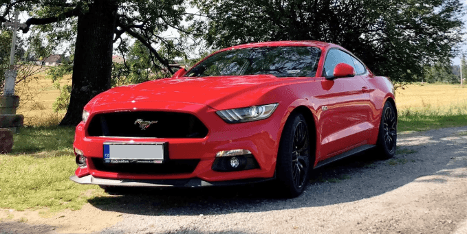 Jízda ve Fordu Mustang GT
