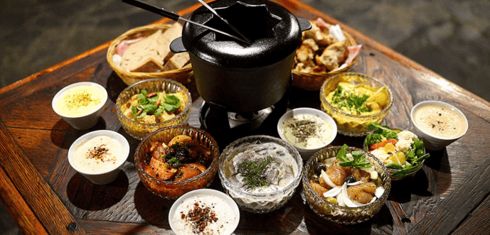 Sýrové fondue speciál pro 2–3 osoby
