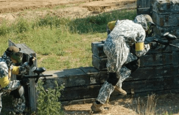 Armádní výcvik v army parku