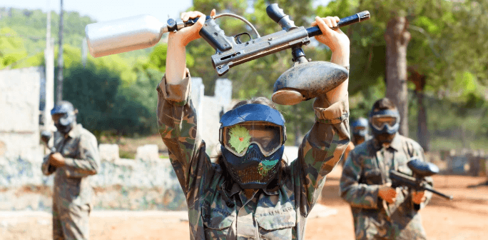 3 nadupané hodiny paintballu
