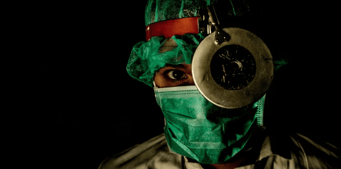 Úniková hra Dr. Anděl pro 2–5 hráčů