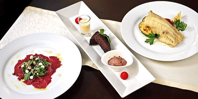 Jelení carpaccio či mečoun, treska i steak z bizon