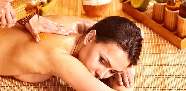 60min aromatická masáž olejem ze zeleného čaje