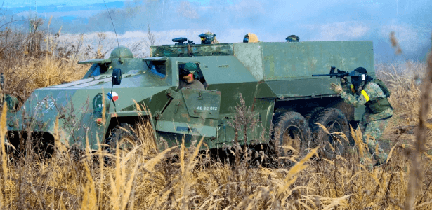 4 hodiny paintballu na vojenské základně Benešov