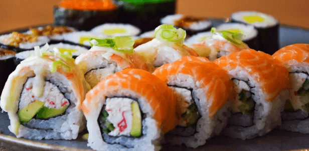 26 kousků sushi v moderním bistru v pasáži Alfa