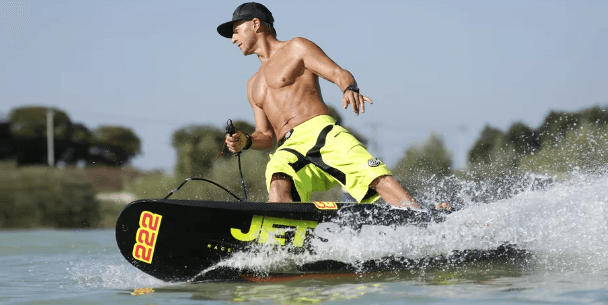 1 hodina jetsurfingu pro 1 osobu