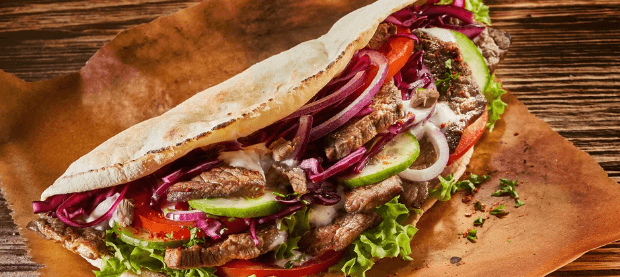 Kebab v tortille + nápoj