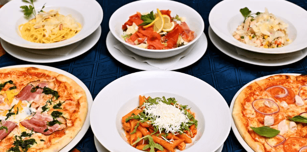Pizza, pasta, salát nebo rizoto podle výběru
