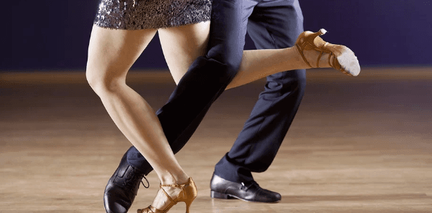 Salsa & zouk lekce pro jednotlivce i pro páry