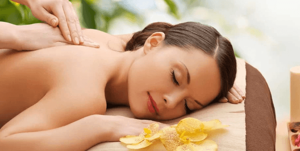 Relaxační masáž včetně aromaterapie