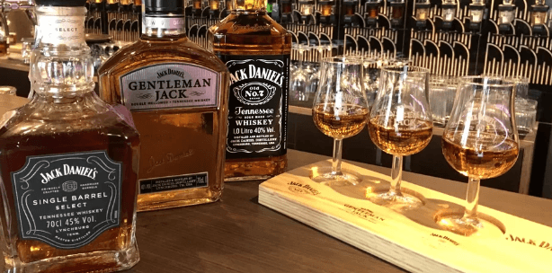 Degustace rumů a whiskey