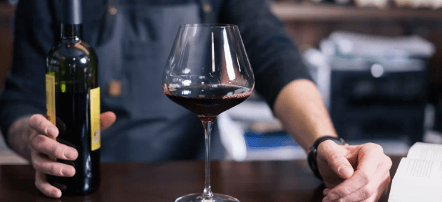 Degustace vína i hodina „all you can drink“