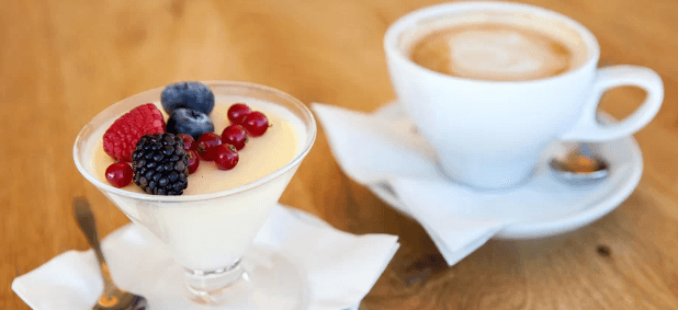 Káva a dezert v Atrium Café podle výběru