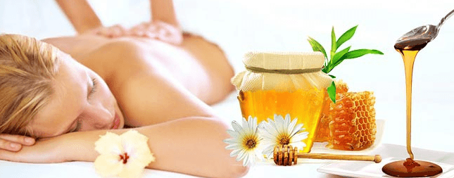 Účinná detoxikační medová masáž