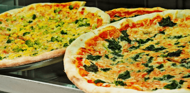 1× pizza podle výběru (prům. 45 cm)