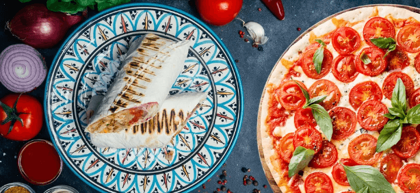 1× kebab v pita chlebu pro jednoho