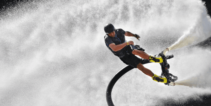 20min. let na flyboardu pro 1 osobu