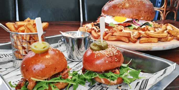 Burgerové menu podle výběru pro 1 osobu