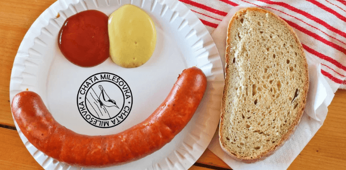 Pivo + klobása + výhled zdarma