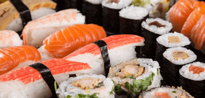 Sushi sety v čínské restauraci