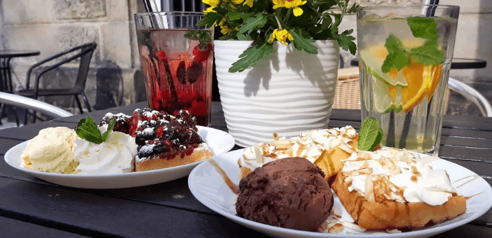 Wafle a limonáda nebo káva