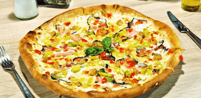 2× libovolná pizza o průměru 32 cm 