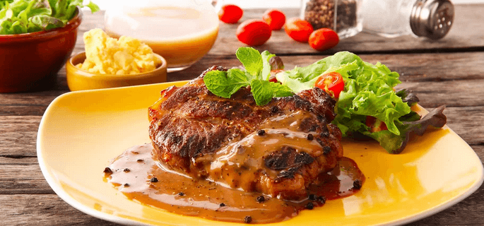 Steak, příloha i omáčka podle výběru pro dvě osoby