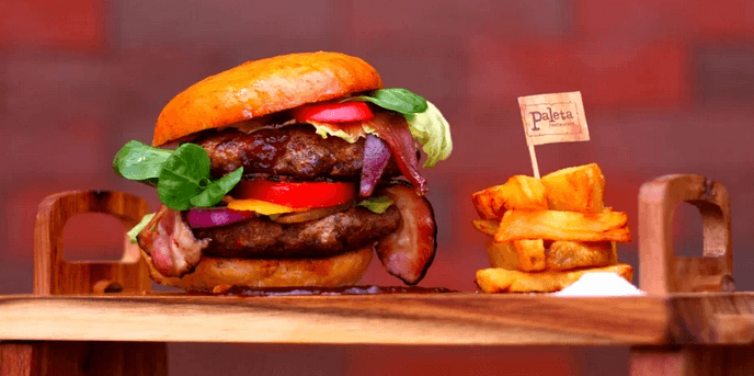 Double Burger Paleta + hranolky