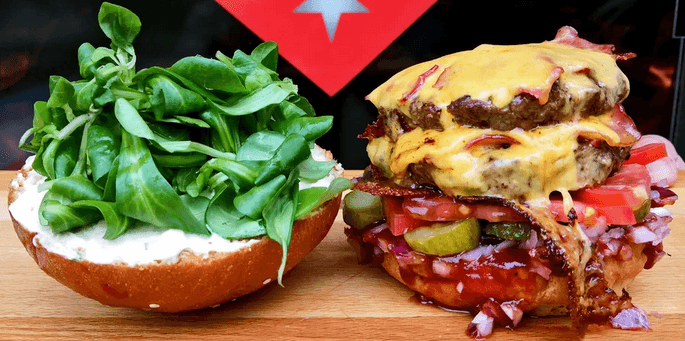 Doublecheesburger se slaninou, čedarem