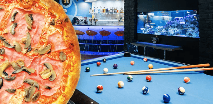2 hodiny billiardu nebo karambolu + pizza