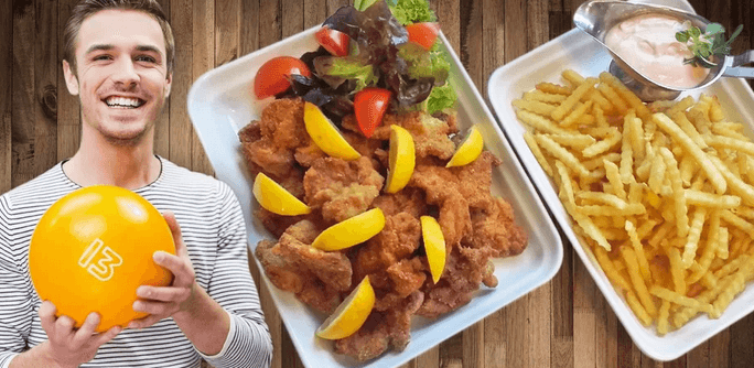 Kuřecí miniřízečky, hranolky a hodina bowlingu