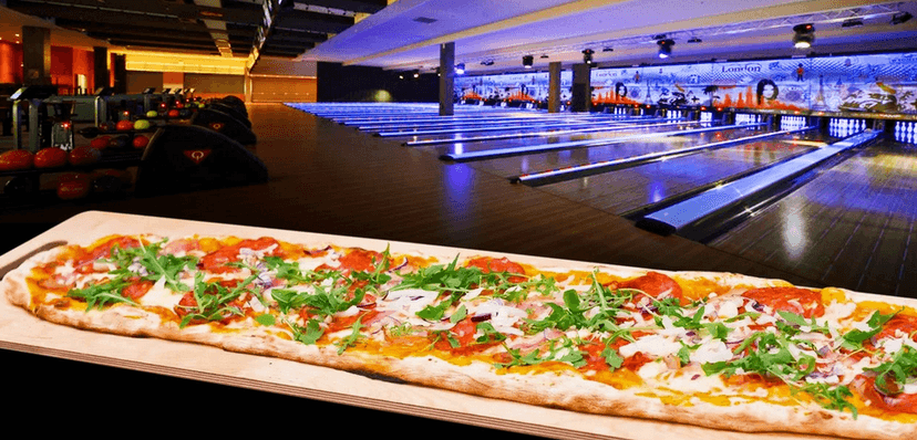 Metrová pizza Scrocchiarella 
