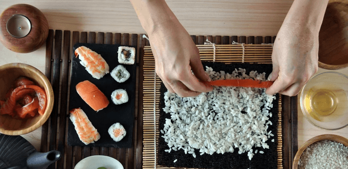 3,5hod. kurz přípravy sushi pro 1 osobu